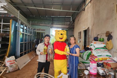GẤU MAXAN TRAO HÀNG CHẤT LƯỢNG CAO ĐẾN NGƯỜI DÂN
